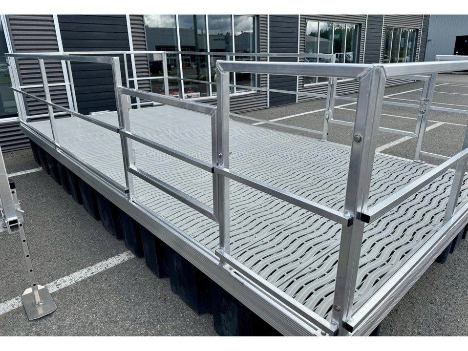 2025 Quais Bertrand Ponton Calypso alt