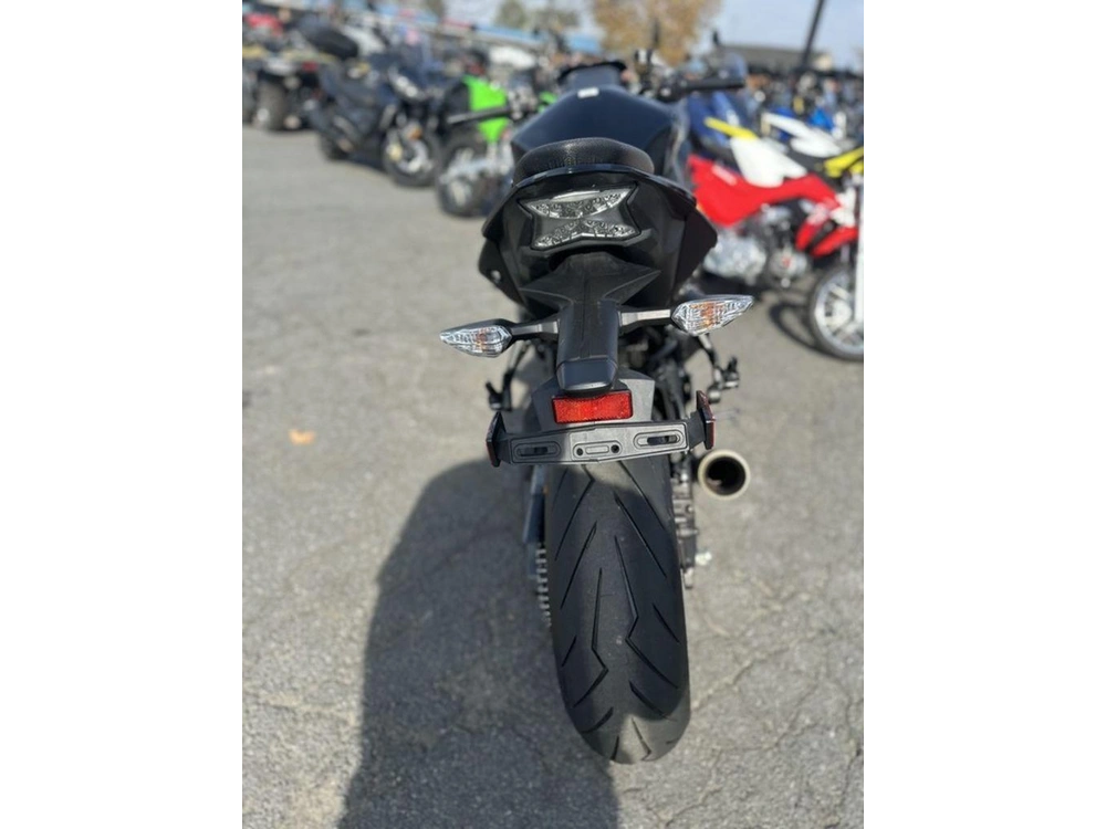 2021 Kawasaki Z H2 alt