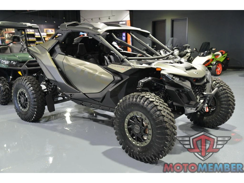 2026 Can-am Maverick R X Rc alt