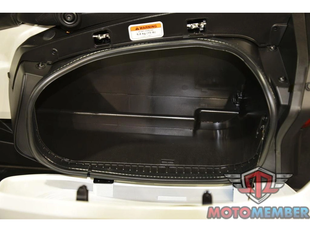 2023 Can-am Spyder F3-t Rotax 1330 Ace alt