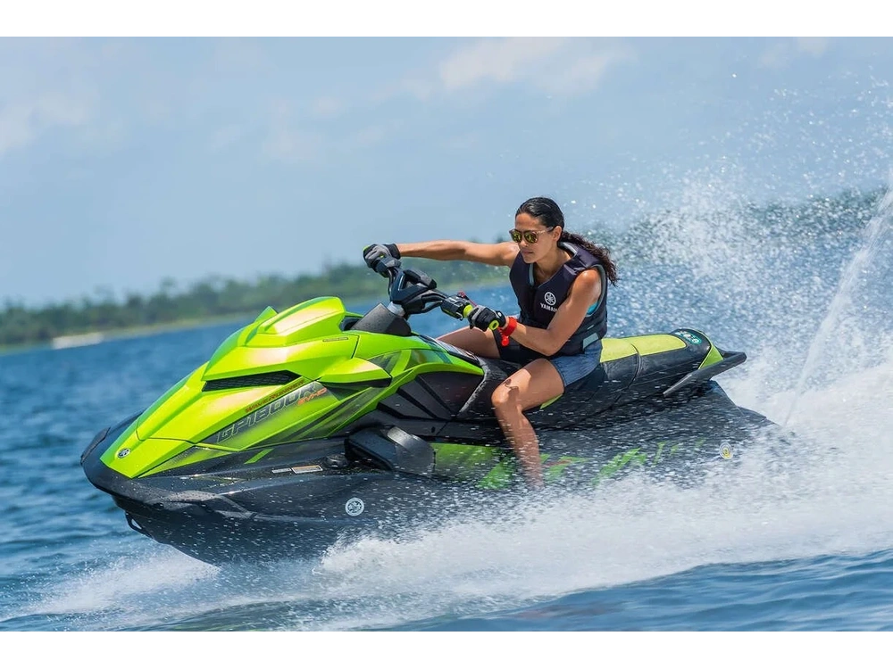 2023 Yamaha Svho alt