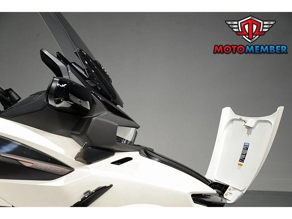 2025 Can-am Spyder Rt Sea-to-sky alt