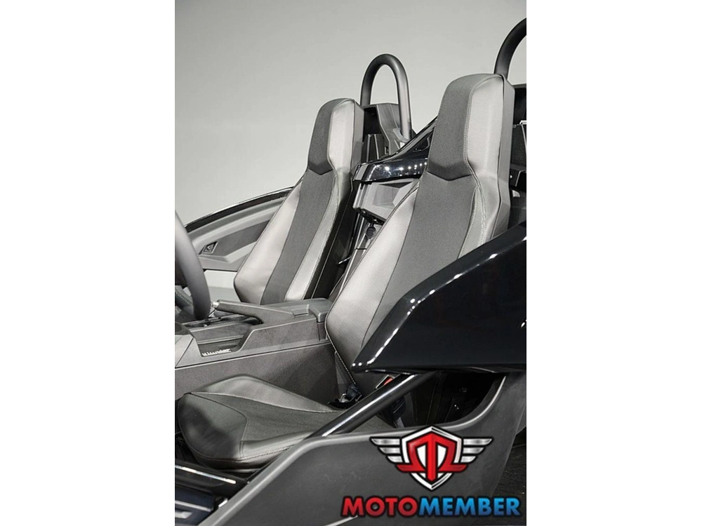 2025 Slingshot Slingshot® Sl Autodrive Jet Black alt