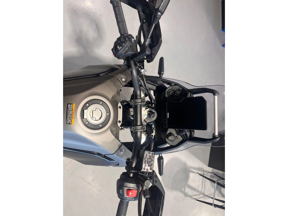2025 Yamaha Tenere 700 alt