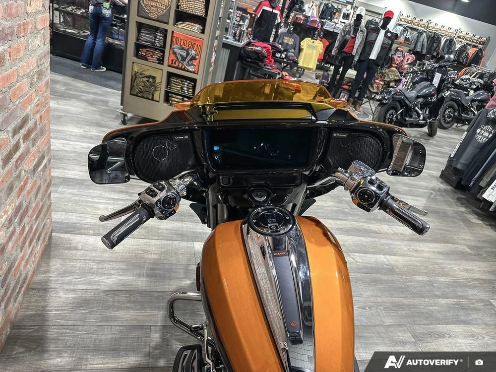 2026 Harley-davidson Cvo Street Glide alt