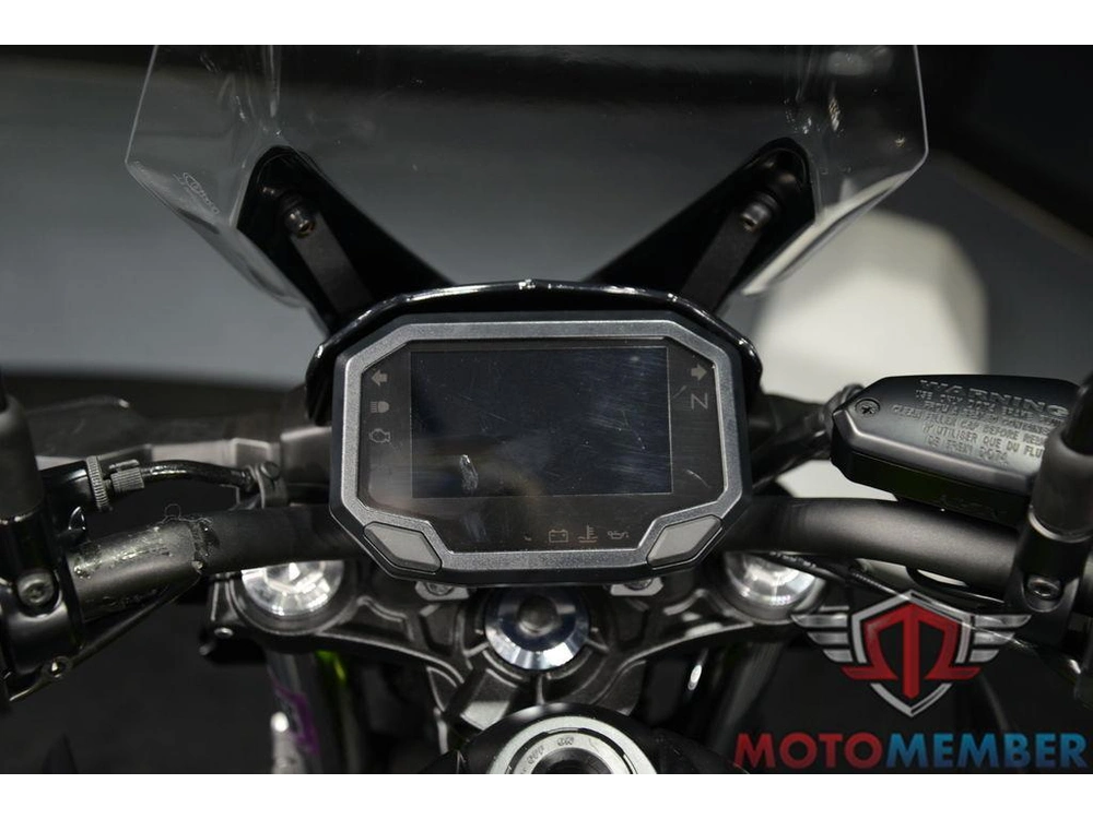 2022 Kawasaki Z650 alt