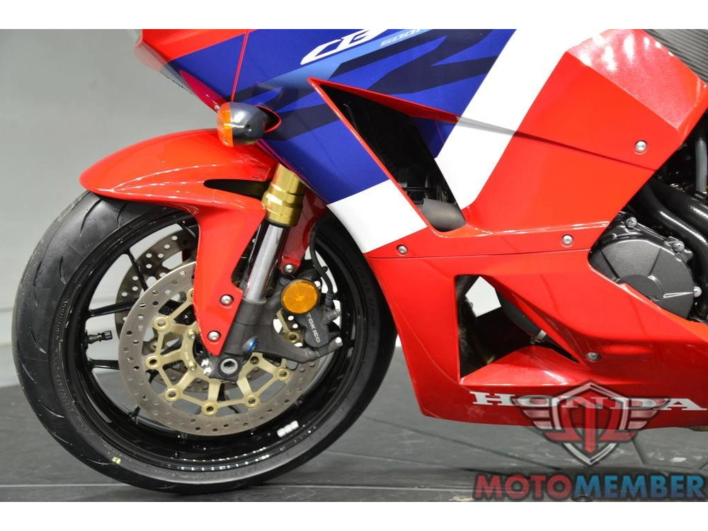 2024 Honda Cbr600rr alt