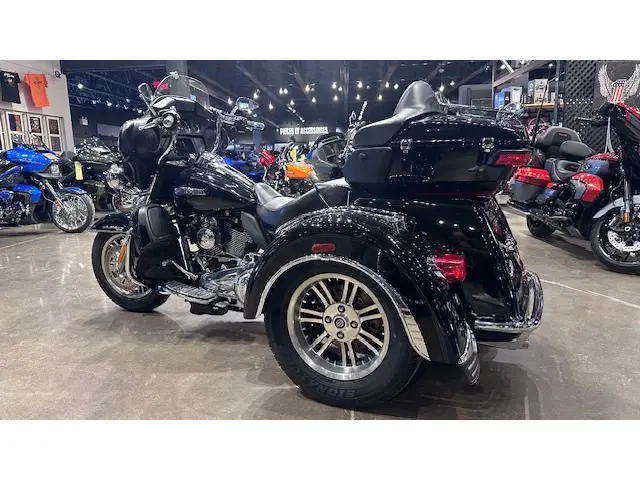 Harley-Davidson FLHTCUTG Tri Glide UltraFLHTCUTG 2020