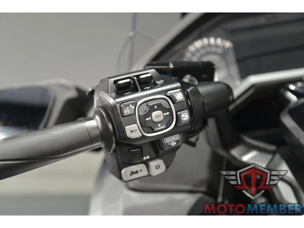 2025 Honda Gold Wing Tour 50th Anniversary alt