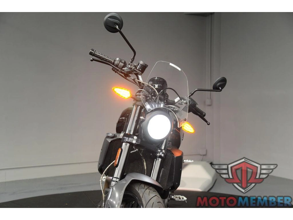 2019 Indian Motorcycle Ftr™ 1200 Thunder Black alt