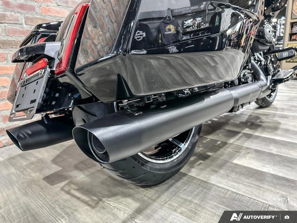 2026 Harley-davidson Road Glide alt