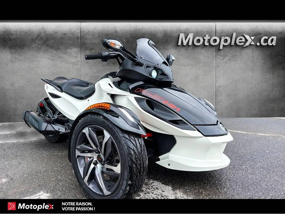 Can-am Spyder Rss Se5 2014 alt