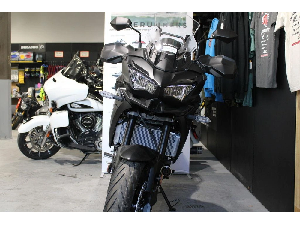 2023 Kawasaki Versys® 650 Lt alt