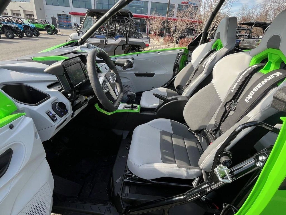 2026 Kawasaki Teryx®4 H2 Deluxe Es alt