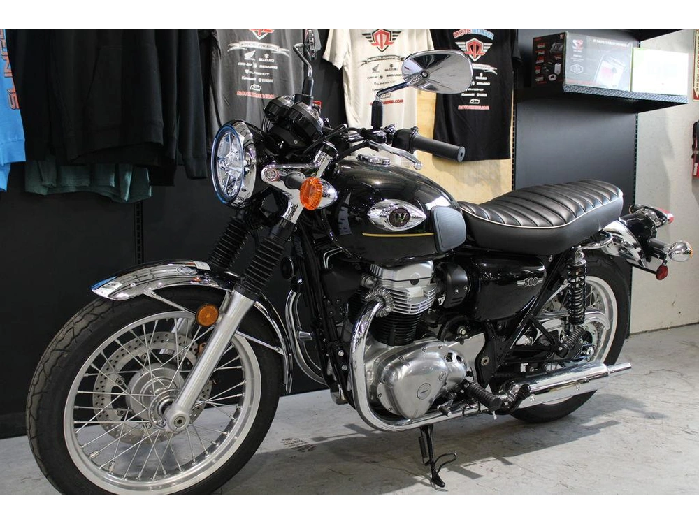 2025 Kawasaki W800 Abs alt