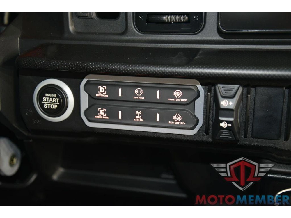 2026 Can-am Defender Limited Hd11 alt