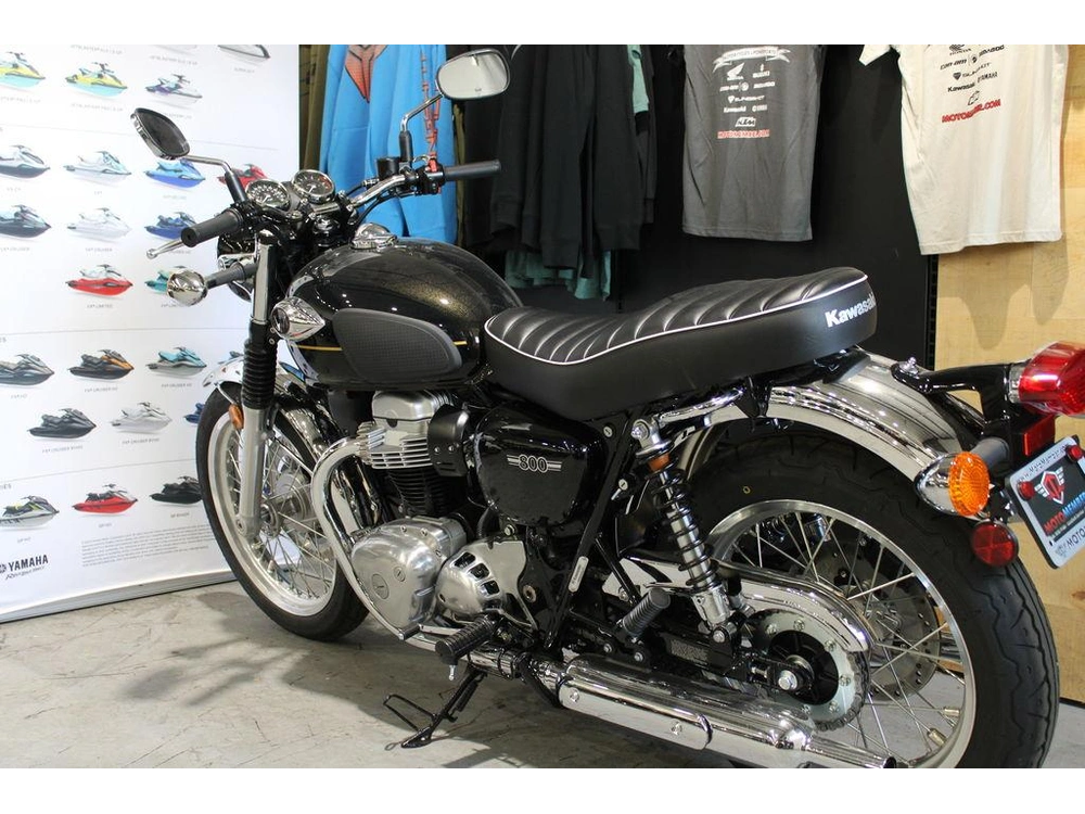 2025 Kawasaki W800 Abs alt