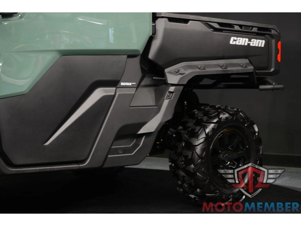 2025 Can-am Defender Dps Cab Hd9 Compass Green alt