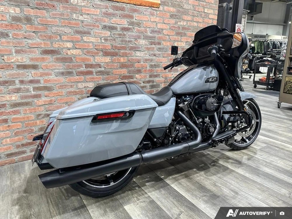 2026 Harley-davidson Street Glide alt