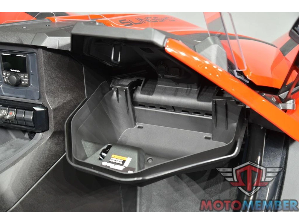 2025 Slingshot Slingshot® S Slingshot Red alt