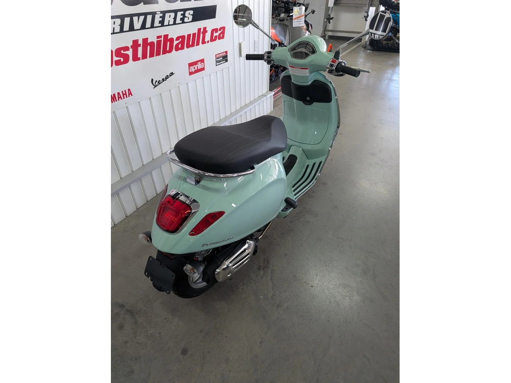 Vespa Primavera 50 2026 alt