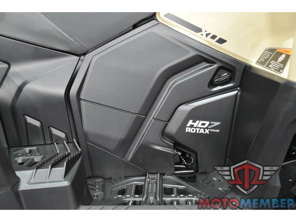 2026 Can-am Outlander Max Pro Xu Desert Tan alt