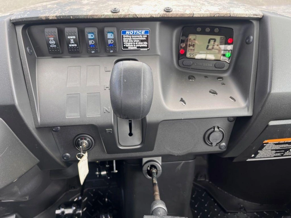 2026 Kawasaki Mule Pro-mx™ Eps Camo alt