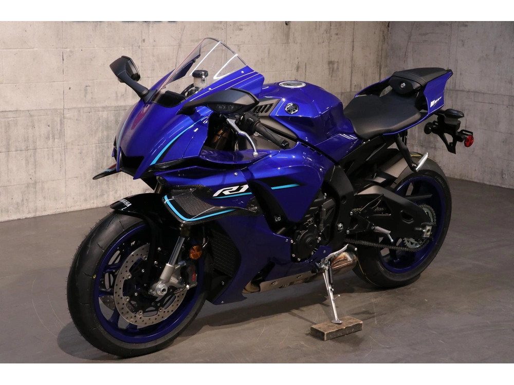 2026 Yamaha Yzf-r1 alt