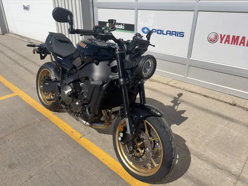 2026 Yamaha XSR900 thumbnail 5