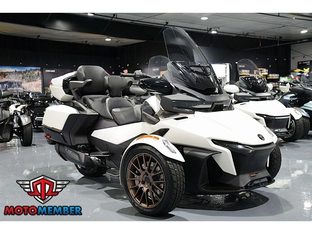 2025 Can-am Spyder Rt Sea-to-sky alt
