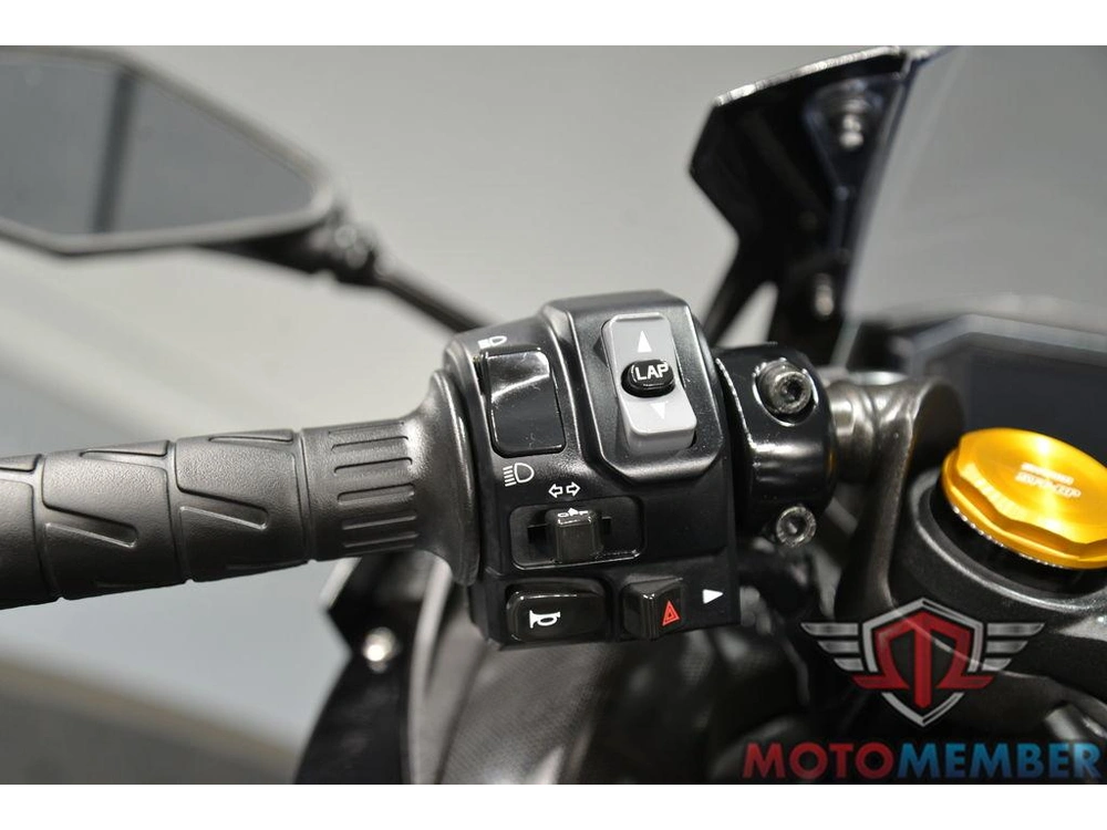 2025 Kawasaki Ninja® Zx™-4r Abs alt