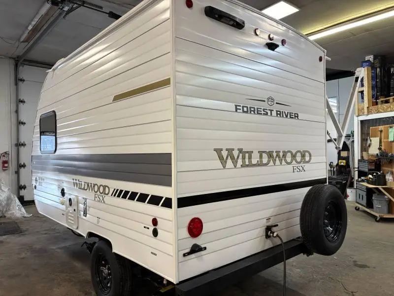 2026 Wildwood FSX 135 ICE thumbnail 3
