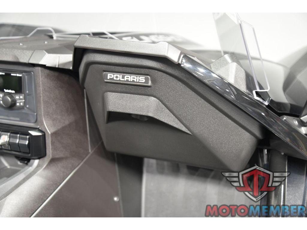 2025 Polaris Slingshot S (AutoDrive) for Sale