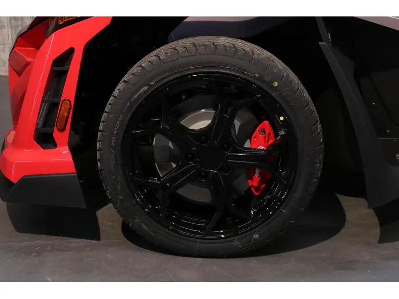 Polaris SLINGSHOT R AUTODRIVE 2026