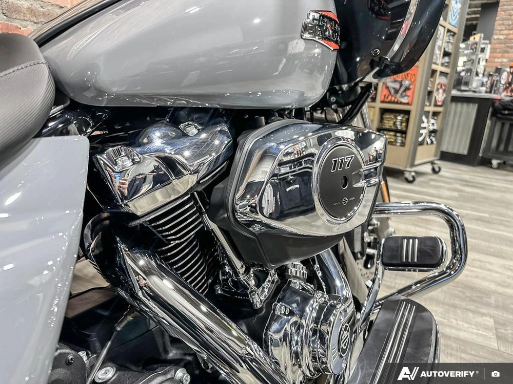 2026 Harley-davidson Road Glide alt