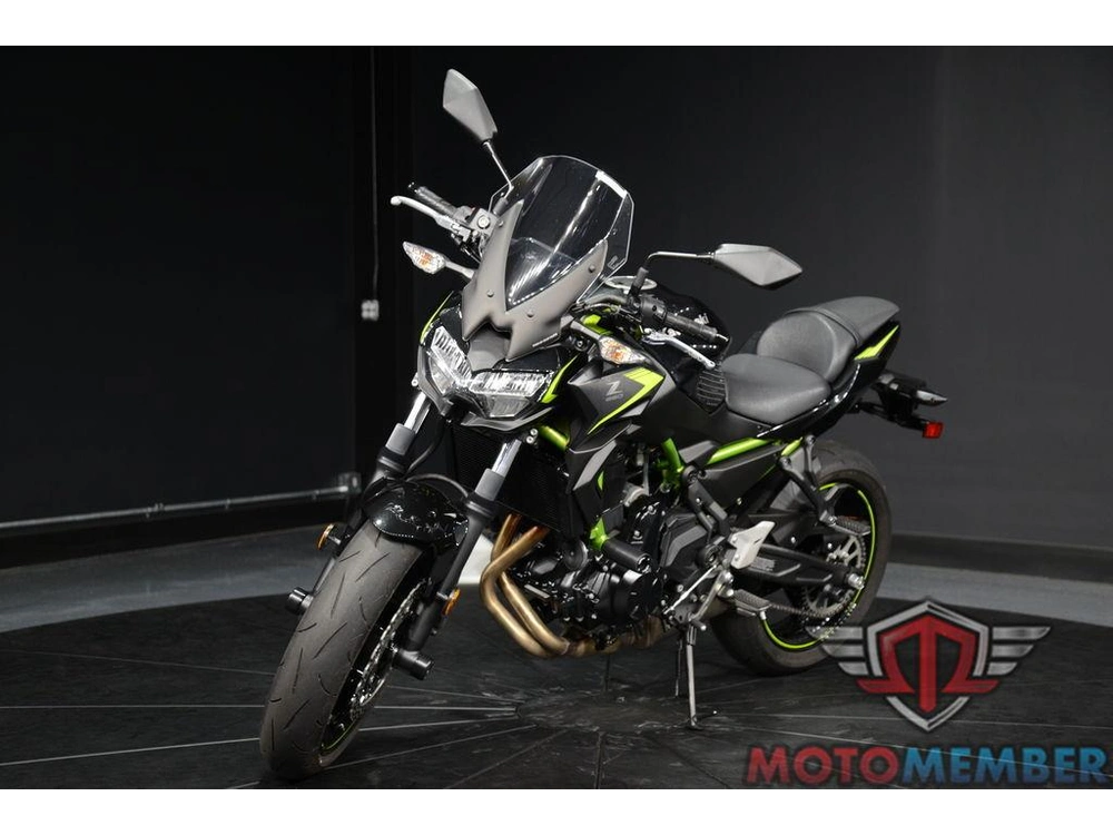 2022 Kawasaki Z650 alt