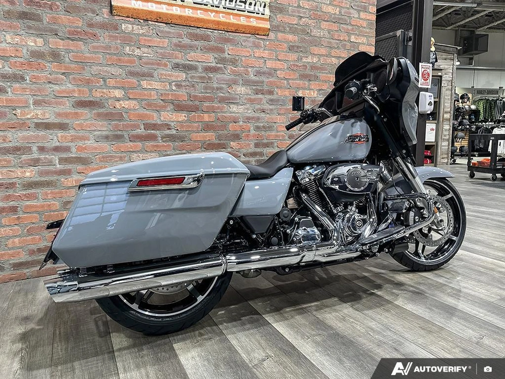 2026 Harley-davidson Street Glide alt