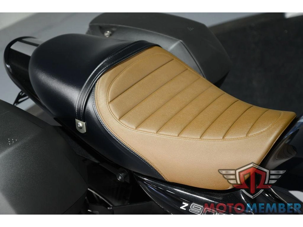 2022 Kawasaki Z900rs Cafe alt