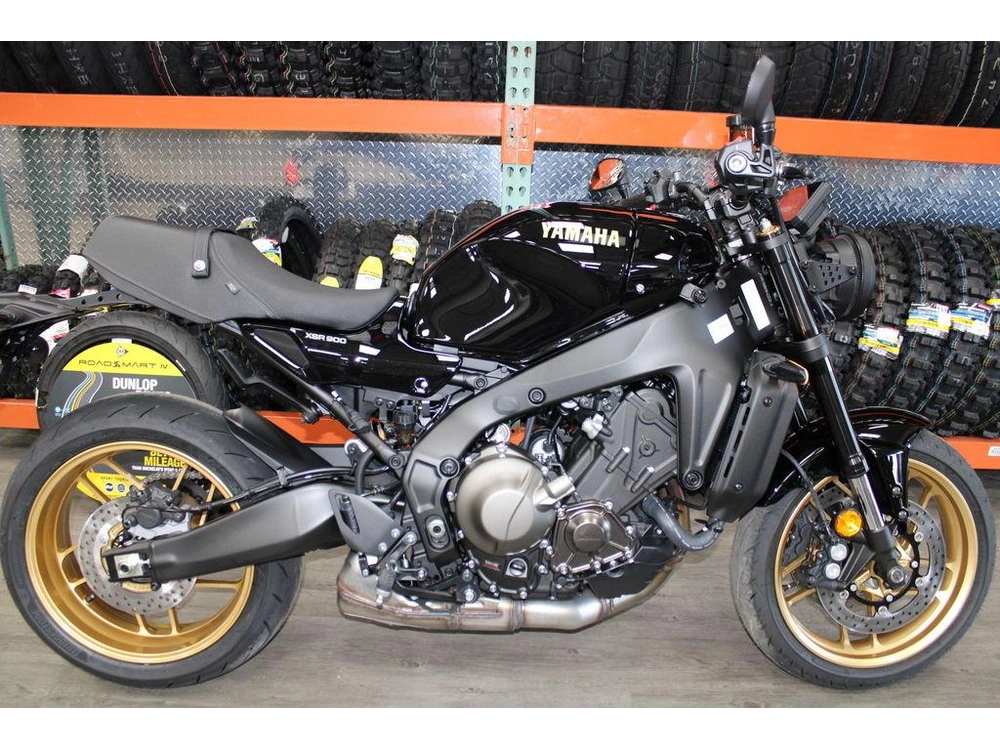 2025 Yamaha Xsr900 alt