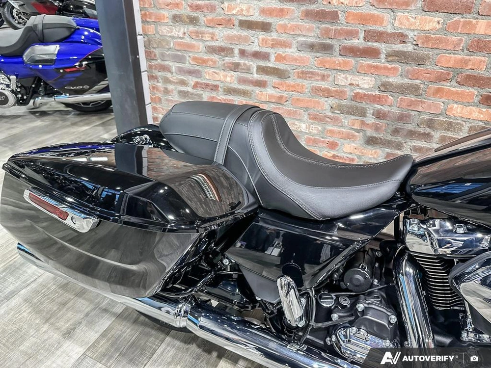 2026 Harley-davidson Road Glide alt