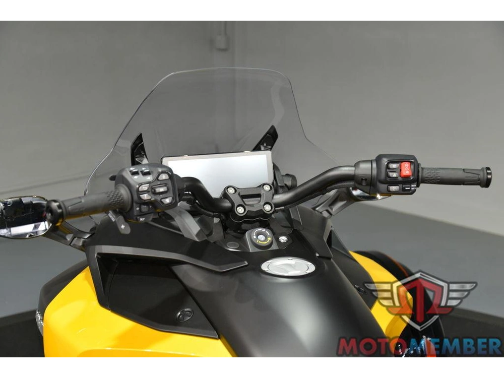 2026 Can-am Spyder F3-s alt