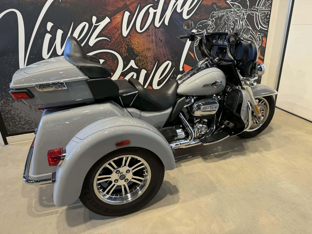 Harley-davidson Trike Tri Glide Ultra Flhtcutg 2024 alt