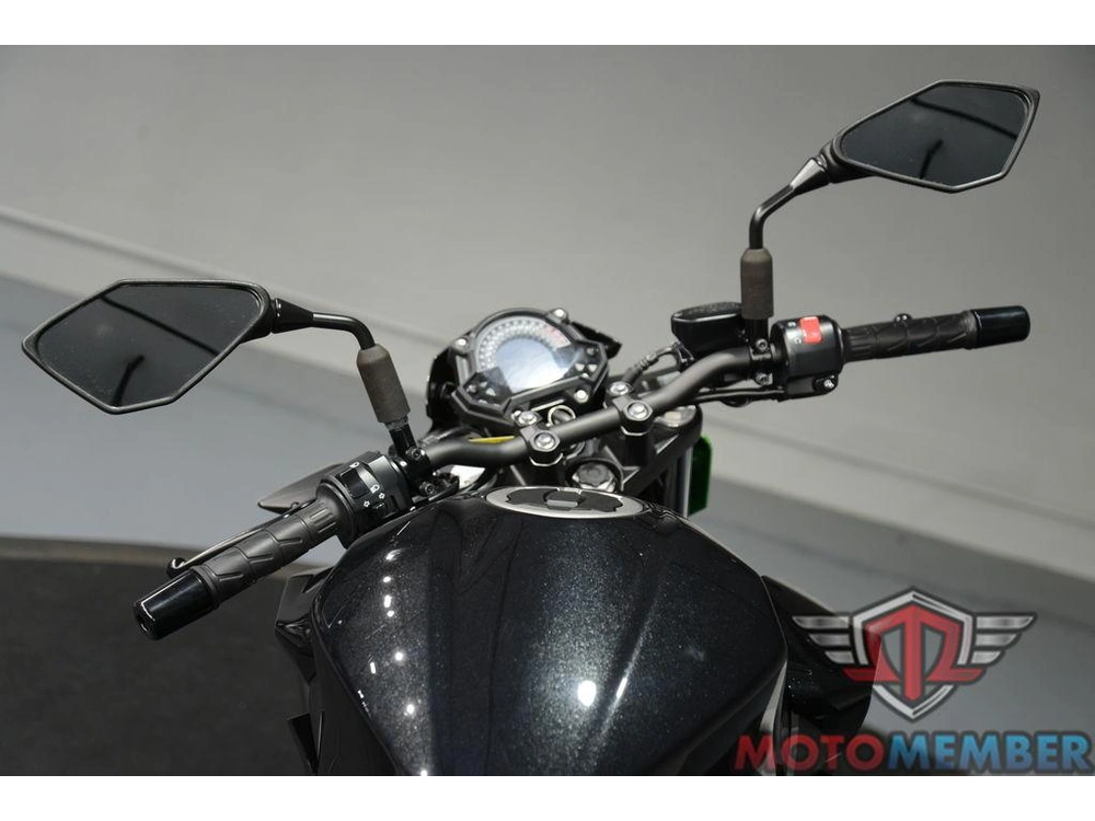 2022 Kawasaki Z400 Abs alt