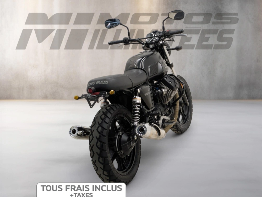 Moto Guzzi V7 Stone 2014 alt