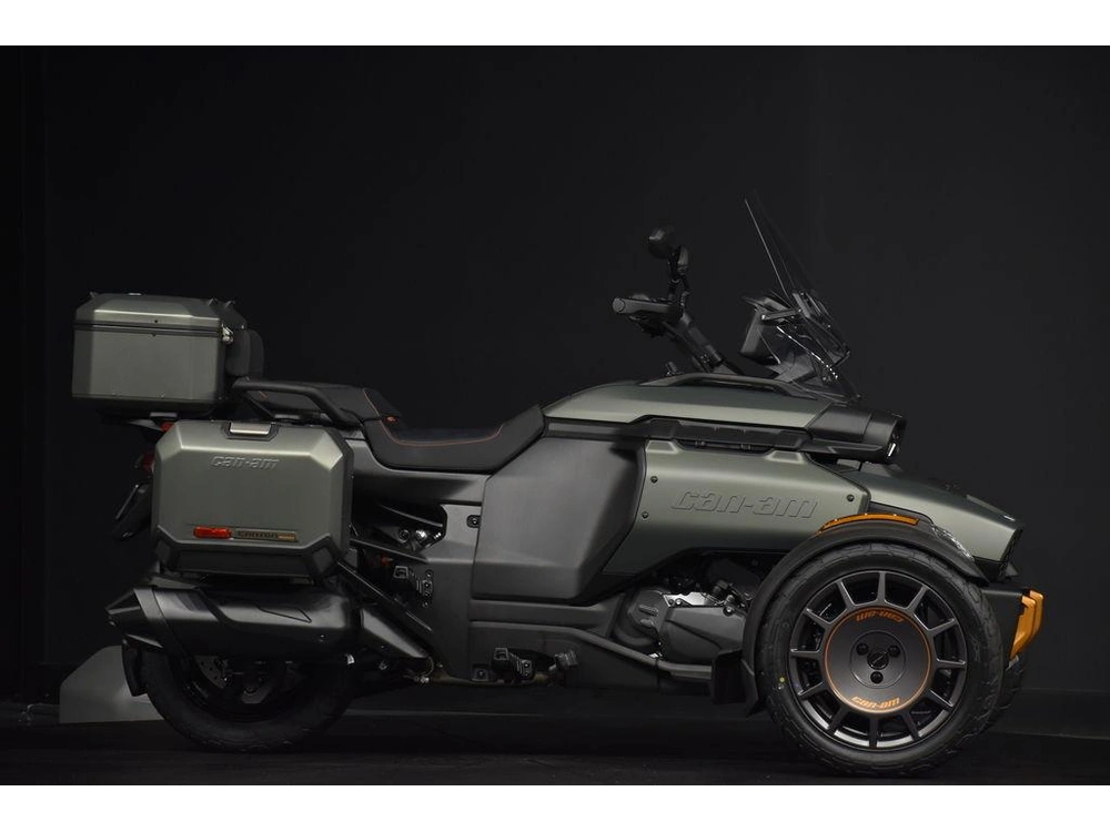 2025 Can-am Canyon Redrock alt