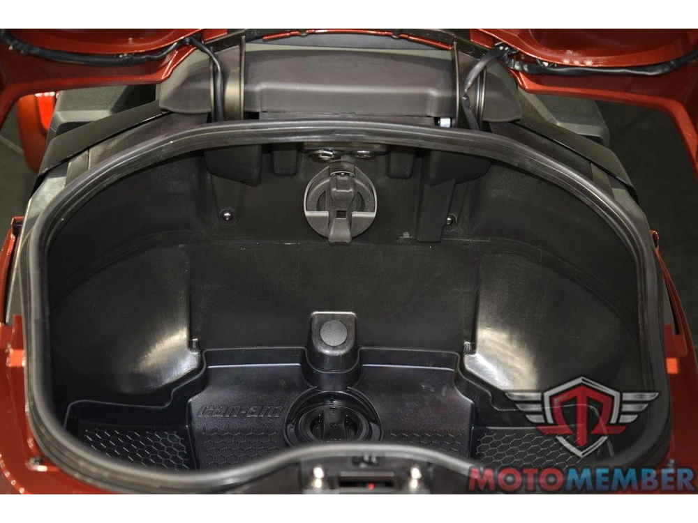 2026 Can-am Spyder Rt Sea-to-sky alt