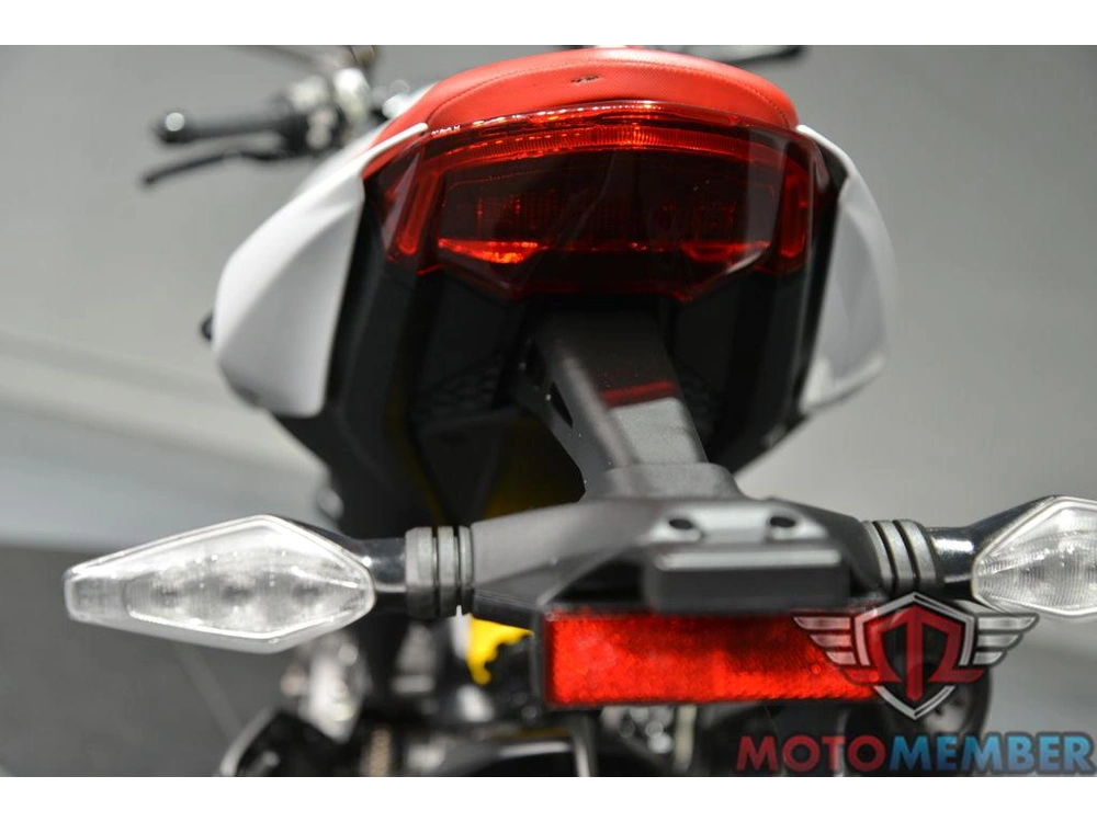 2024 Ducati Monster Plus Iceberg White alt