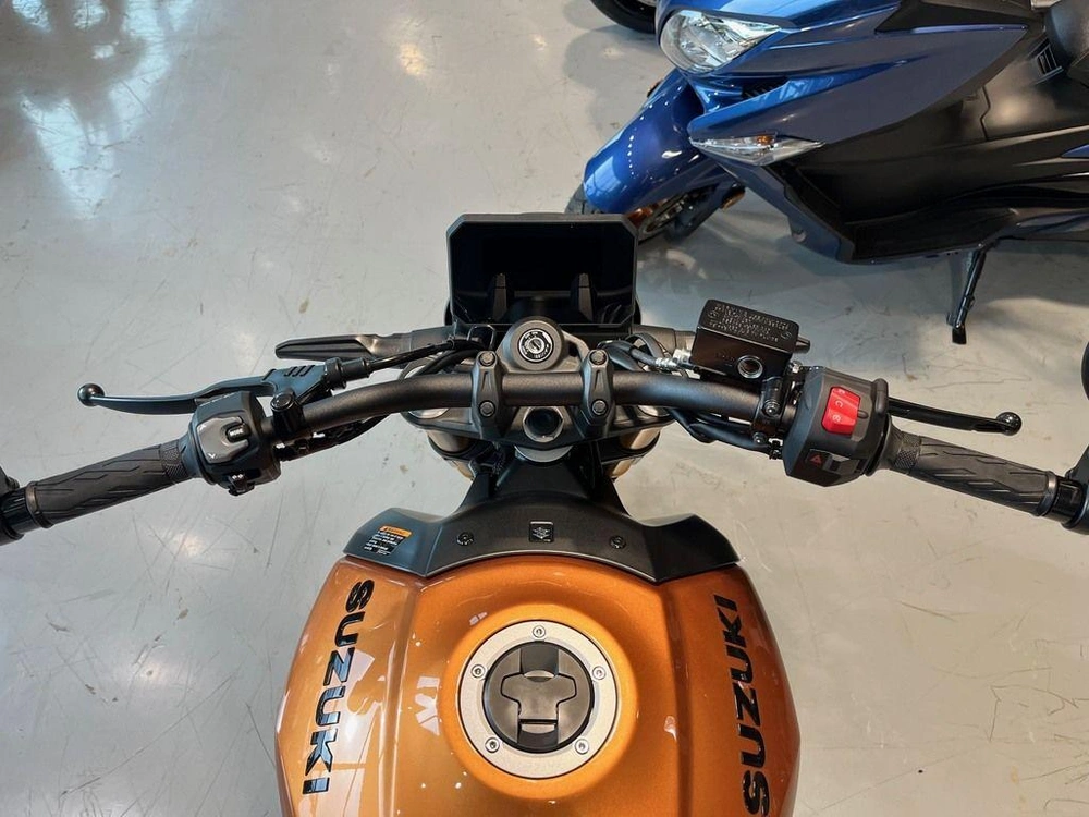2026 Suzuki Gsx-8t alt