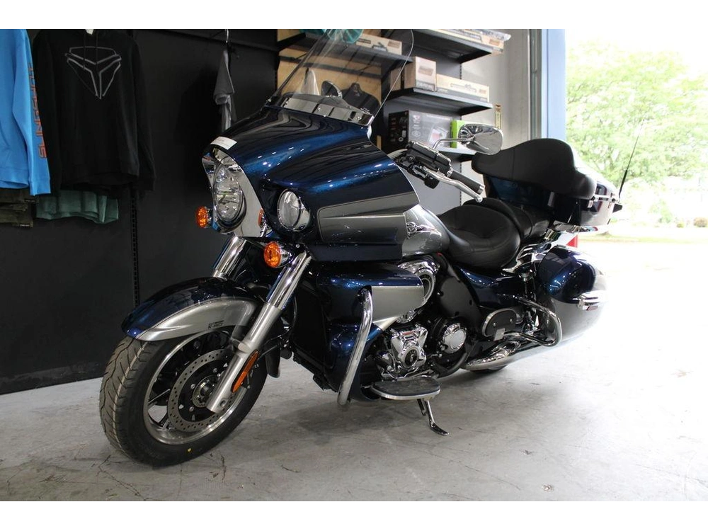 2025 Kawasaki Vulcan® 1700 Voyager® Abs alt