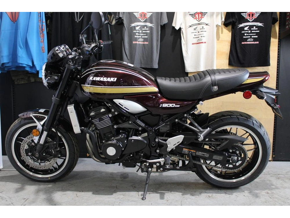 2025 Kawasaki Z900rs Abs alt